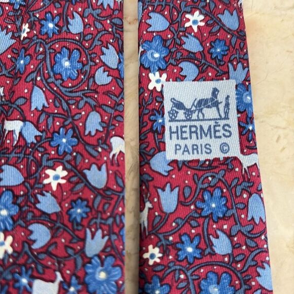 Hermès 100% Silk Printed Tie Floral & Deer - Picture 4 of 9